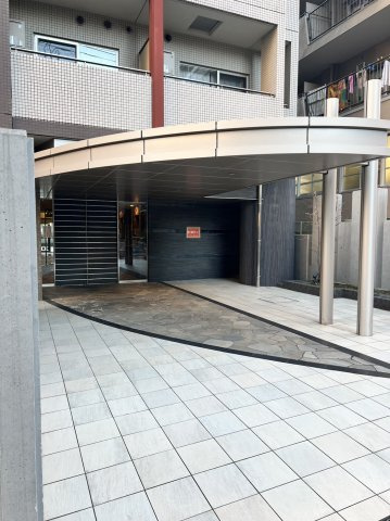 ベルファース本郷弓町のエントランス