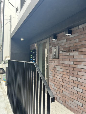 アトリオフラッツ御茶ノ水のエントランス