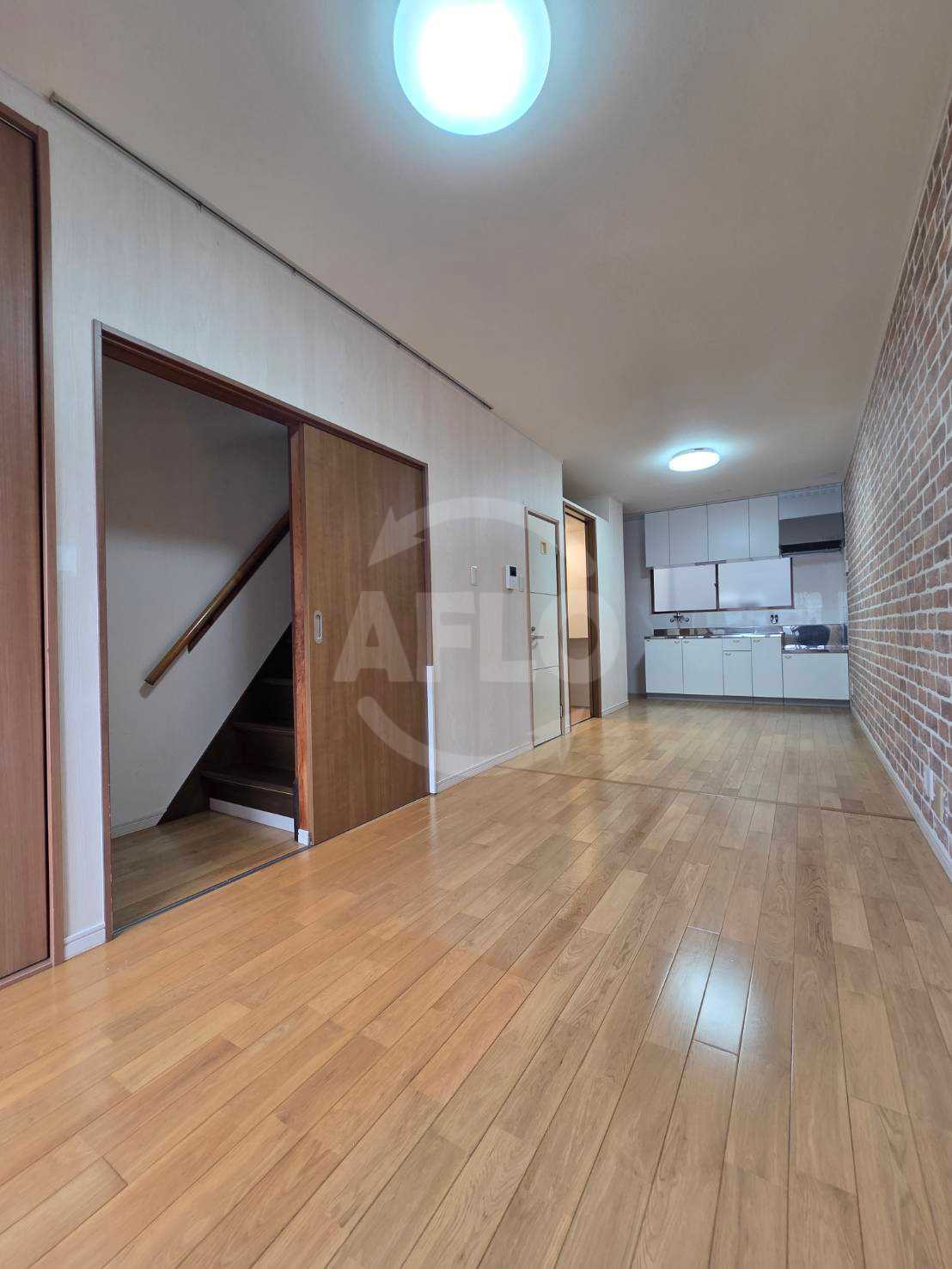 寝屋川市錦町戸建の居間・リビング|寝屋川市錦町テラスハウス　リビング