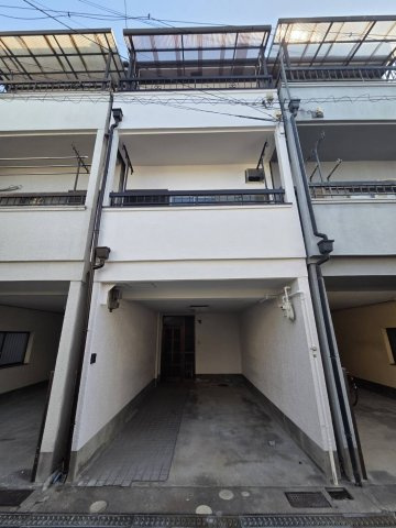 寝屋川市錦町戸建の外観