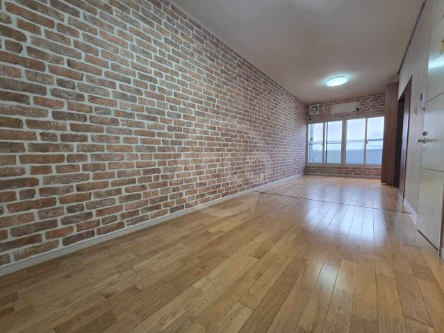 寝屋川市錦町戸建の居間・リビング|寝屋川市錦町テラスハウス　リビング