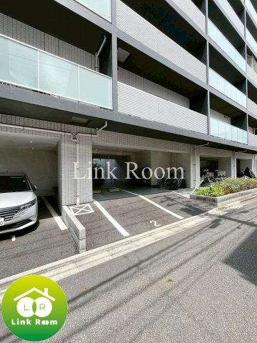 プレール・ドゥーク門前仲町Ⅲの駐車場
