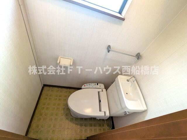 東船橋４丁目戸建のトイレ