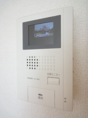 【セキュリティ】 | フリーデ | モニター付きインターホンです