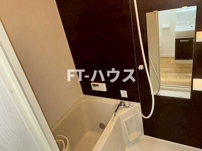 パールスターシャニンの浴室