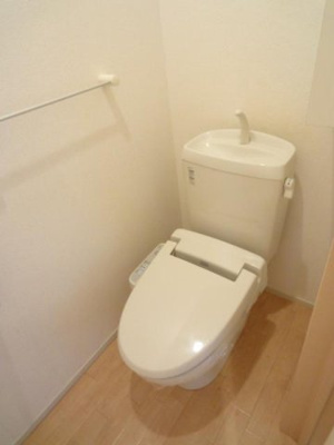【トイレ】 | プリーマ開成 | 落ち着いた色調のトイレです