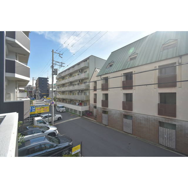 Gramercy Juso-higashi 1st