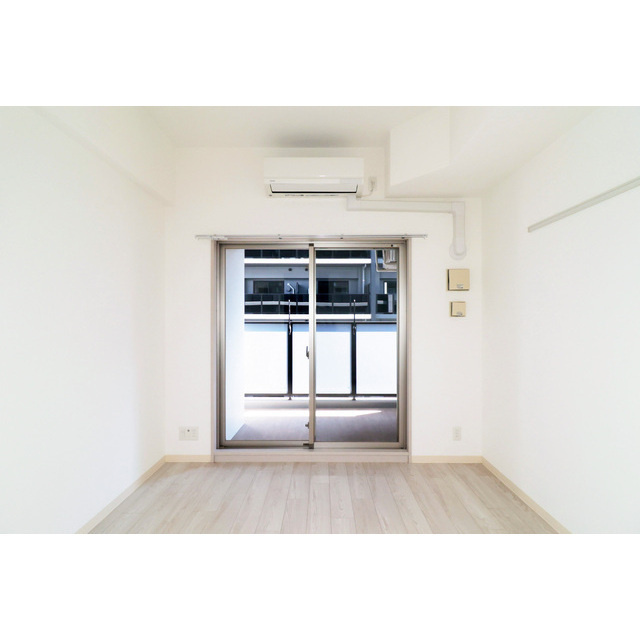 エステムコート難波Ⅶビヨンドの間取り