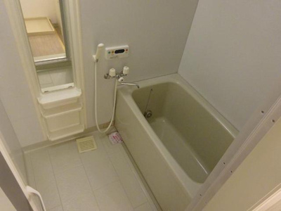 【浴室】 | メゾネットハウス　アメニティ | バス