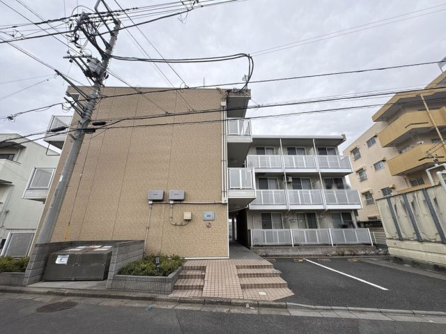 レオパレス嵯峨野の外観