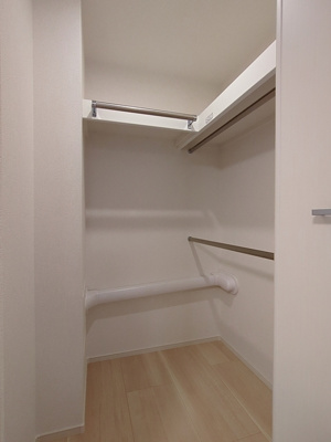 お部屋が片付くウォークインクローゼット☆