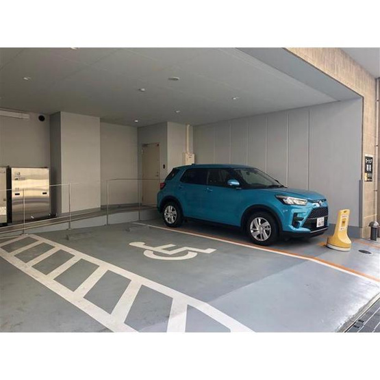 【駐車場】