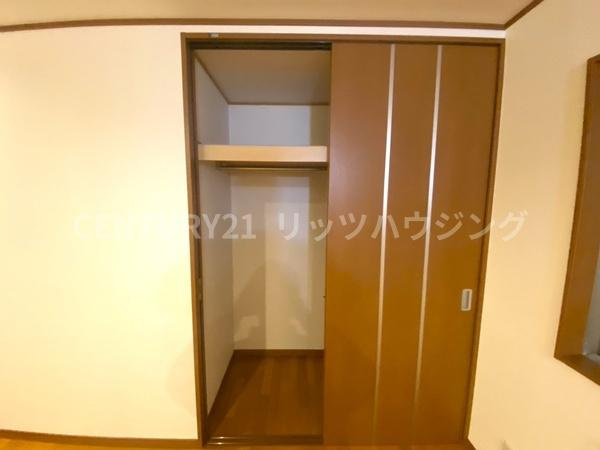 交野市 神宮寺 ２丁目　中古 一戸建ての収納