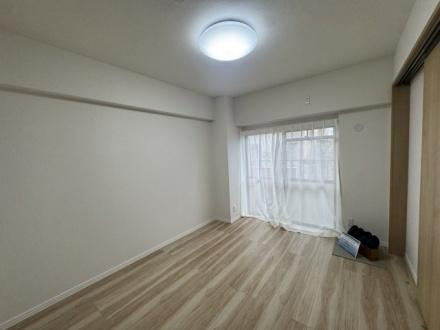ライオンズマンション枚方　中古 マンションの洋室