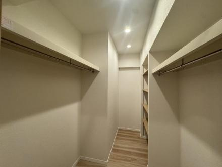 ライオンズマンション枚方　中古 マンションの収納|便利なファミリークローク