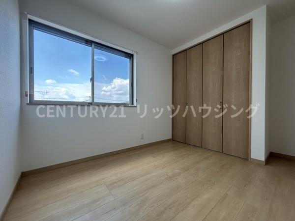 交野市 星田 ２丁目　中古 一戸建ての洋室