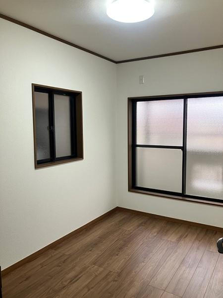 枚方市 津田東町 ３丁目　中古 一戸建ての洋室