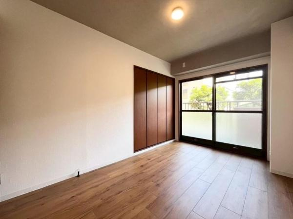 ライオンズマンション枚方　中古 マンションの洋室