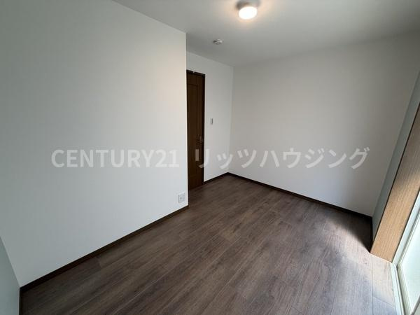 門真市 四宮 ５丁目　中古 一戸建ての洋室