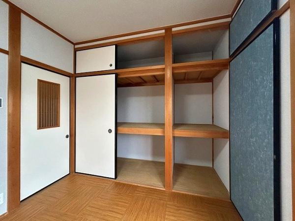 八幡市 八幡吉原　中古 一戸建ての収納
