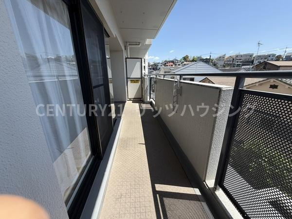 コスモ光善寺　中古 マンションのバルコニー