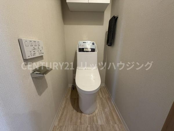コスモ光善寺　中古 マンションのトイレ