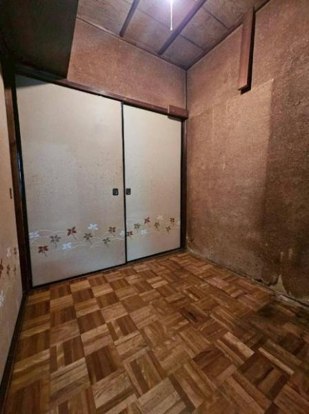 守口市 南寺方中通 １丁目　中古 戸建の洋室