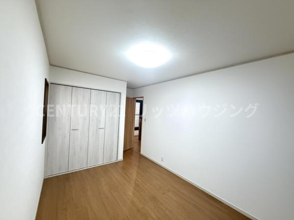 枚方市 茄子作 １丁目　中古 一戸建ての洋室