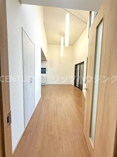 枚方市 茄子作 １丁目　中古 一戸建ての居間・リビング