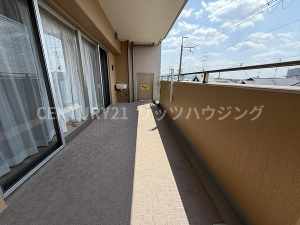 香里ヶ丘七丁目アーバンライフ　中古 マンションのバルコニー