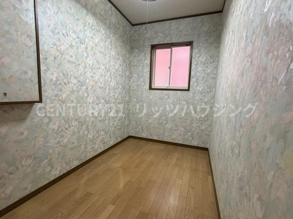 寝屋川市 成田南町　中古 一戸建ての収納