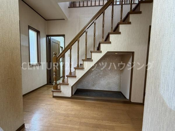 寝屋川市 成田南町　中古 一戸建ての内装