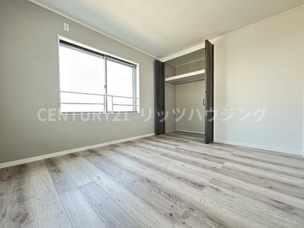 枚方市 宮之阪 ５丁目　中古 一戸建ての洋室