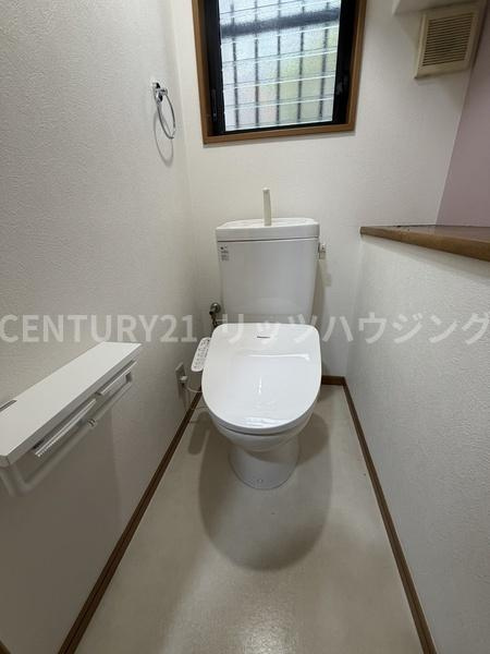 守口市 佐太中町 ７丁目　中古 一戸建てのトイレ