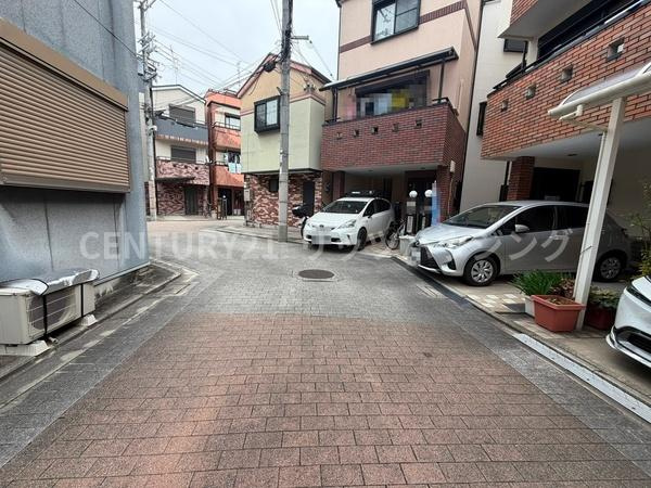 守口市 佐太中町 ７丁目　中古 一戸建ての前面道路含む現地写真