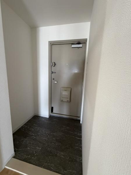 守口ハイライフ　A棟　中古マンションの玄関