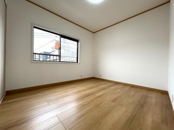 八幡市 男山指月　中古 一戸建ての洋室