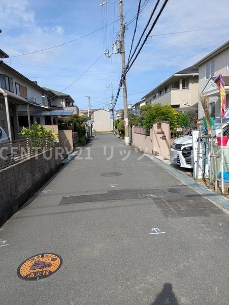 枚方市 渚栄町　新築 一戸建て  A号地の前面道路含む現地写真|４月２５日撮影