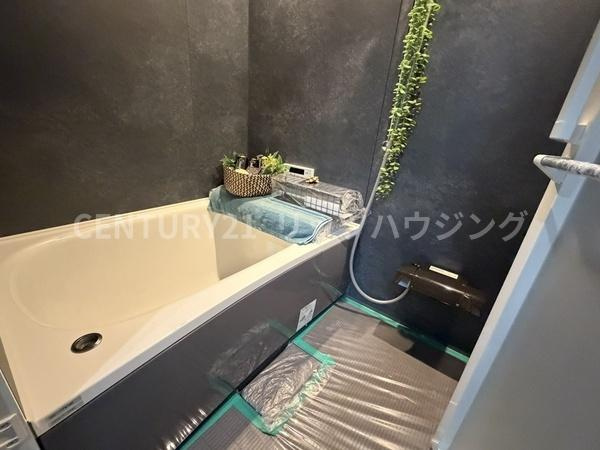枚方市 田口 1丁目　中古 一戸建ての浴室