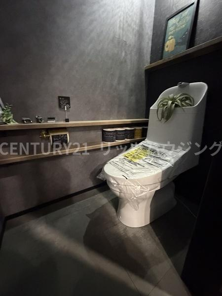 枚方市 田口 1丁目　中古 一戸建てのトイレ