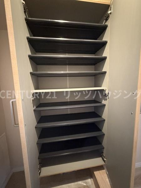 労住まきのハイツ　一号棟　中古 マンションの収納