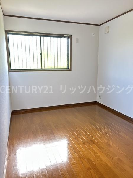 守口市 大久保 ４丁目　中古 戸建の洋室