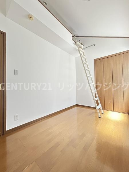 守口市 大久保 ４丁目　中古 戸建の洋室