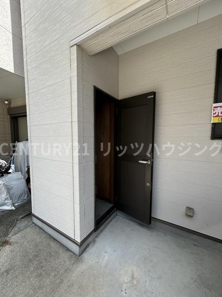 守口市 大久保 ４丁目　中古 戸建の玄関
