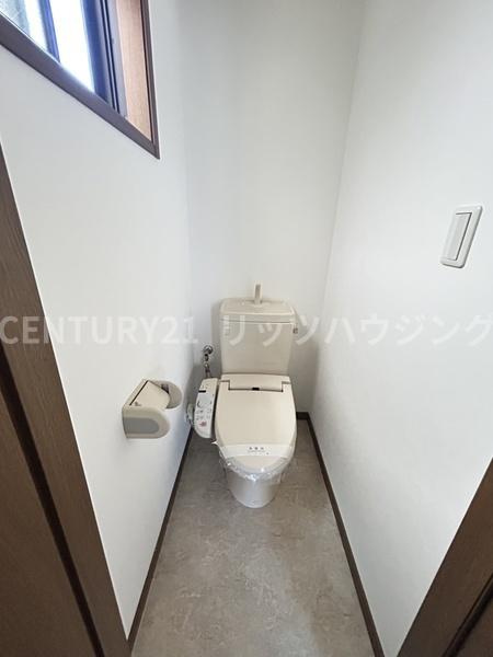守口市 大久保 ４丁目　中古 戸建のトイレ