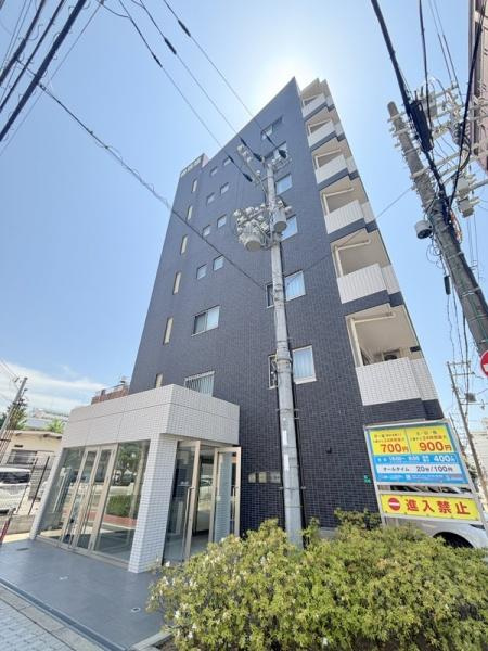 ボンジュール築港の外観