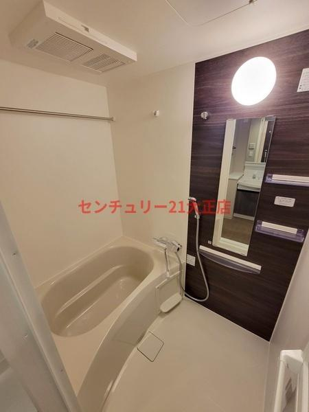 Louis Residence 弁天町の浴室|★広ーいお風呂！★