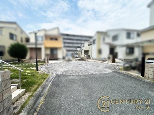 橿原市小槻町　一戸建の前面道路含む現地写真|■現地撮影写真■落ち着いた雰囲気の閑静な住宅地内です！