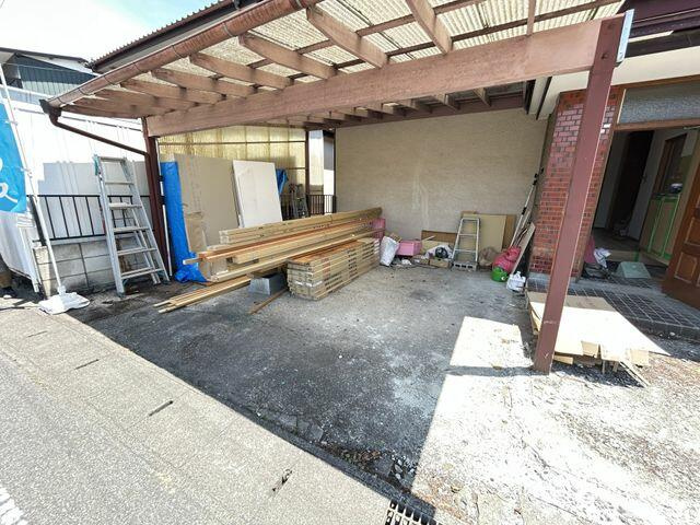 宇都宮市宮原５丁目　3LDK　中古住宅の駐車場