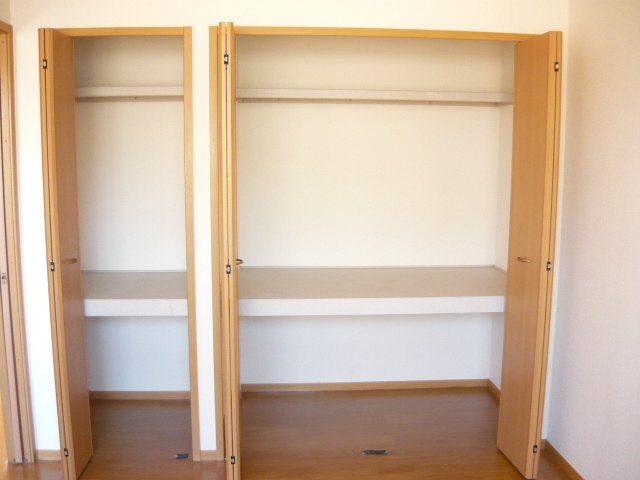 ラフレシールＤの収納